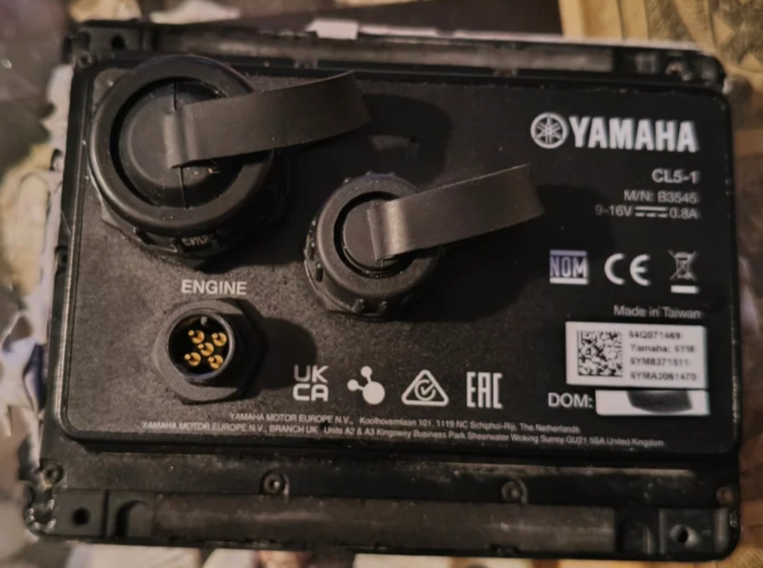 Pantalla táctil Yamaha CL5-1 usada