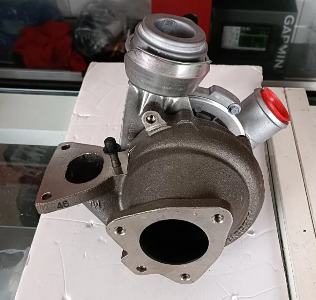 Turbo original Volvo Penta para motores D3 y D4 referencia 3847393